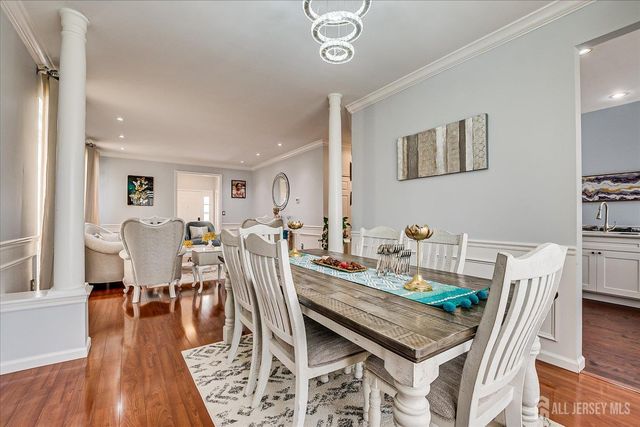 6 Oxford Court, South Brunswick, NJ 08824