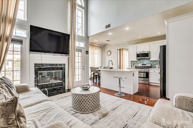 6 Oxford Court, South Brunswick, NJ 08824