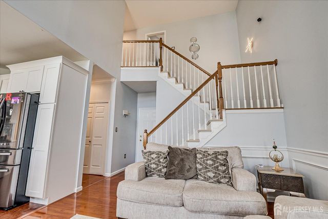 6 Oxford Court, South Brunswick, NJ 08824