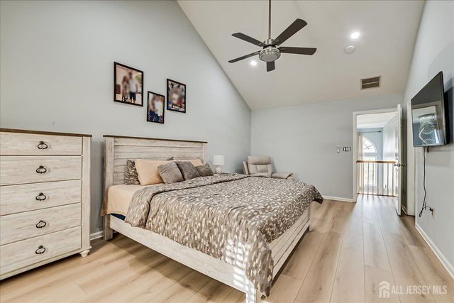 6 Oxford Court, South Brunswick, NJ 08824