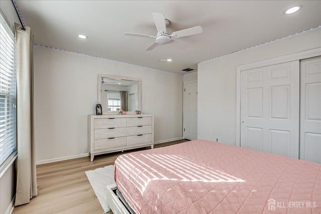 6 Oxford Court, South Brunswick, NJ 08824