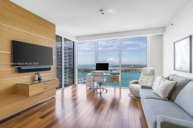 450 Alton Rd 3303, Miami Beach, FL 33139