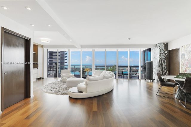 450 Alton Rd 3303, Miami Beach, FL 33139