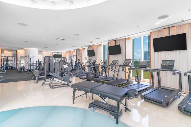 450 Alton Rd 3303, Miami Beach, FL 33139