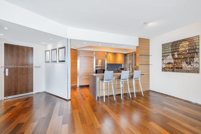 450 Alton Rd 3303, Miami Beach, FL 33139