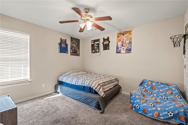 993 Roselawn Street, Siloam Springs, AR 72761