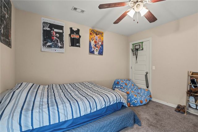 993 Roselawn Street, Siloam Springs, AR 72761