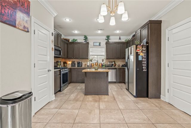 993 Roselawn Street, Siloam Springs, AR 72761