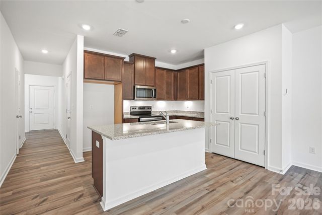 11916 Oak Street, Charlotte, NC 28269