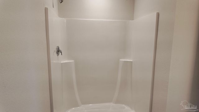 8059 Fox Hunt Dr, Milton, FL 32583