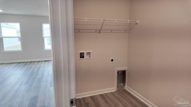 8059 Fox Hunt Dr, Milton, FL 32583