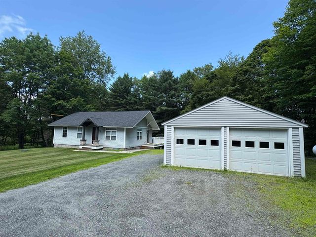 90 Kings Highway, Hartford, VT 05001
