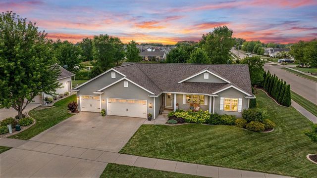 4301 FIELDCREST DRIVE, Kaukauna, WI 54130