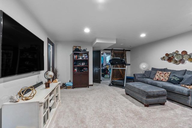4301 FIELDCREST DRIVE, Kaukauna, WI 54130