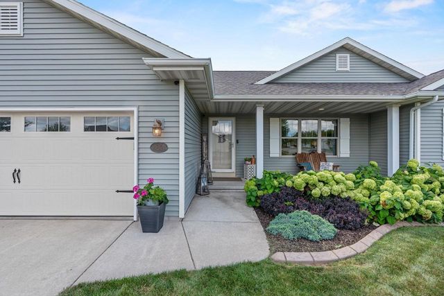 4301 FIELDCREST DRIVE, Kaukauna, WI 54130