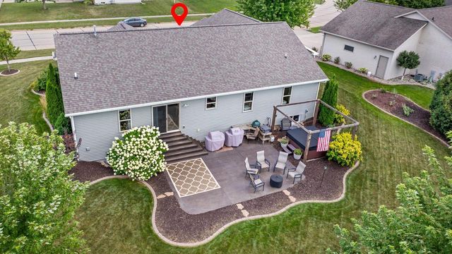 4301 FIELDCREST DRIVE, Kaukauna, WI 54130