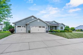 4301 FIELDCREST DRIVE, Kaukauna, WI 54130
