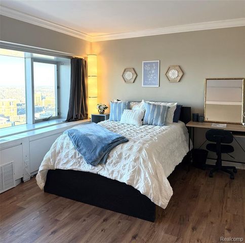 555 E William Street 25H, Ann Arbor, MI 48104