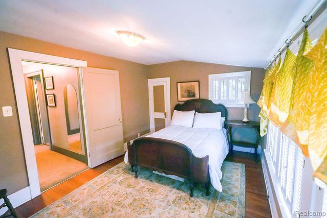 545 Eureka Road, Wyandotte, MI 48192