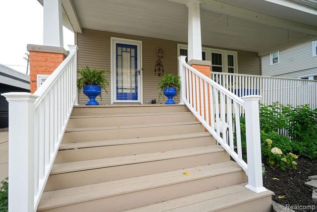 545 Eureka Road, Wyandotte, MI 48192