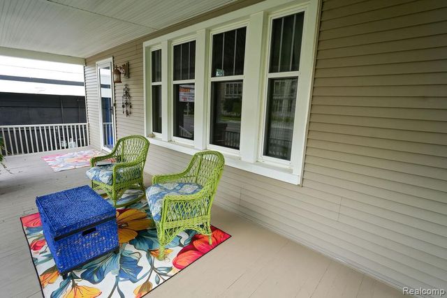 545 Eureka Road, Wyandotte, MI 48192