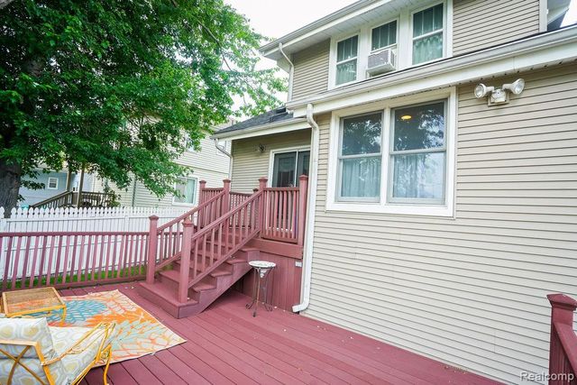 545 Eureka Road, Wyandotte, MI 48192