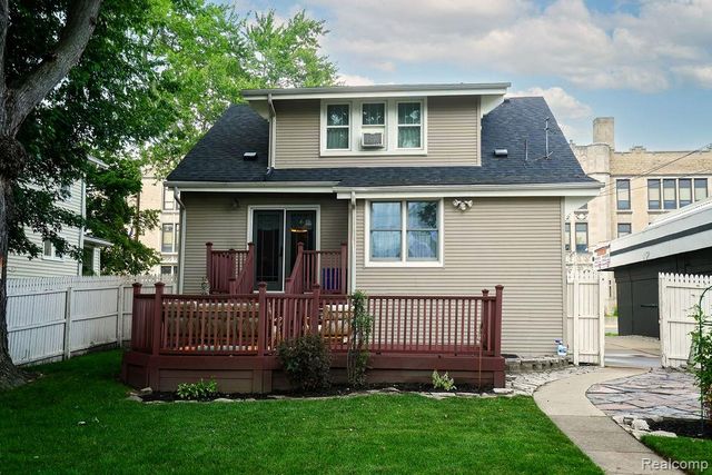 545 Eureka Road, Wyandotte, MI 48192
