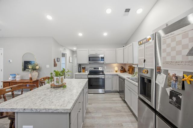 233 Candy Apple Lane, Richmond, KY 40475