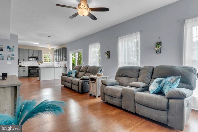 4907 CORDOVA CT, Waldorf, MD 20602