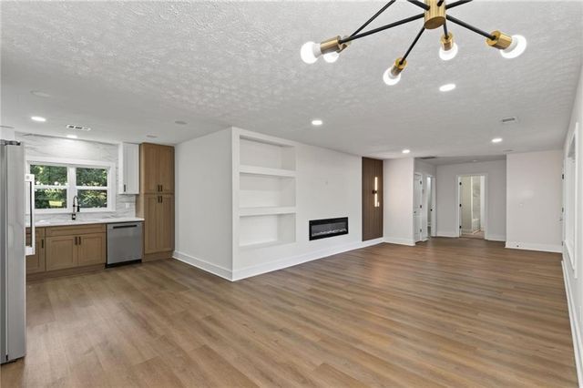 2880 Old Norcross Road, Tucker, GA 30084