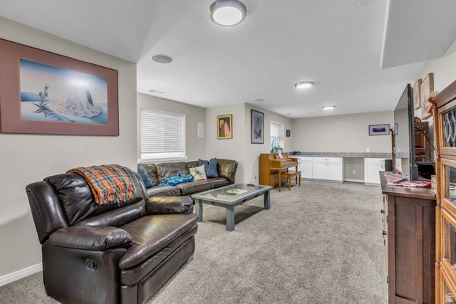 486 W 350 S, Layton, UT 84041