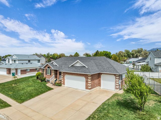 486 W 350 S, Layton, UT 84041