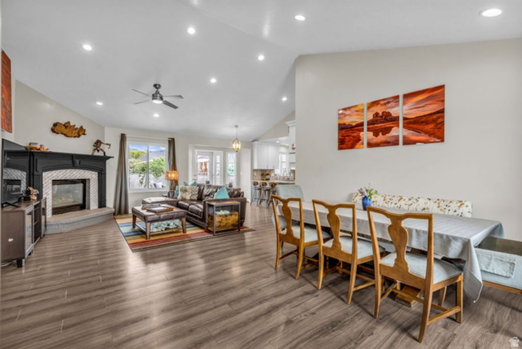 Image 8 of property listing at 486 W 350 S, Layton, UT 84041