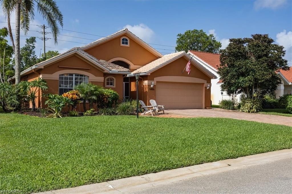 5886 Westbourgh CT, Naples, FL 34112