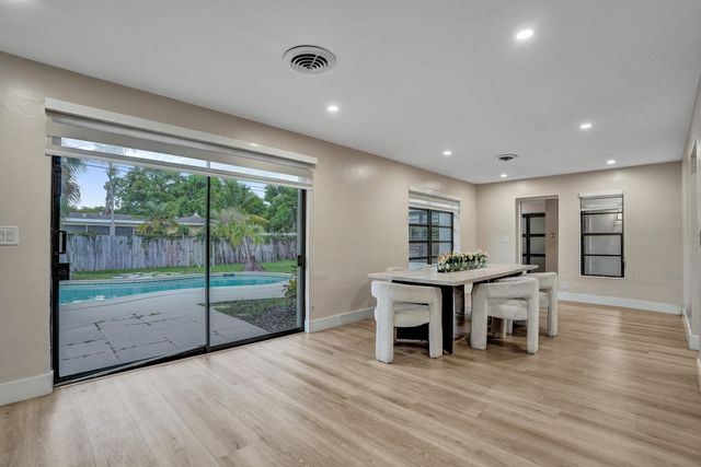 885 Azalea Court, Plantation, FL 33317