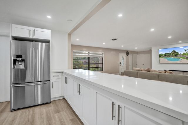 885 Azalea Court, Plantation, FL 33317