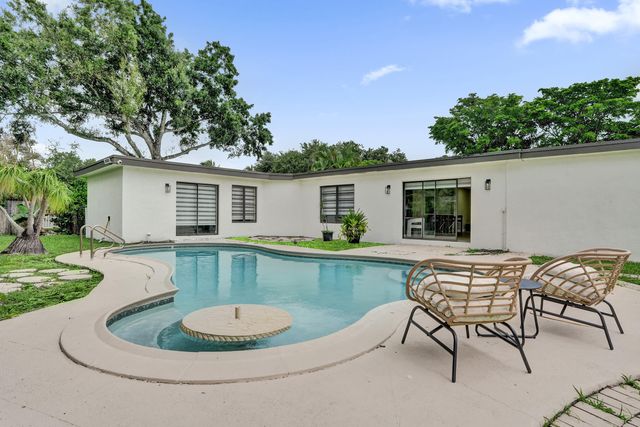 885 Azalea Court, Plantation, FL 33317