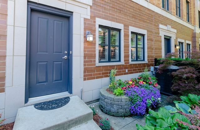 1125 W Monroe Street, Chicago, IL 60607
