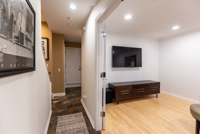 1125 W Monroe Street, Chicago, IL 60607