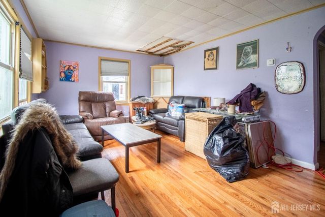 15 Lee Street, East Brunswick, NJ 08816