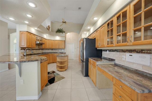 13028 SW KINGSWAY CIRCLE, Lake Suzy, FL 34269