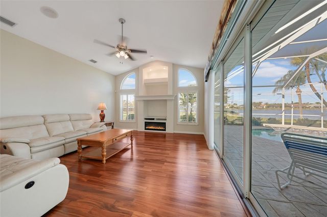 13028 SW KINGSWAY CIRCLE, Lake Suzy, FL 34269