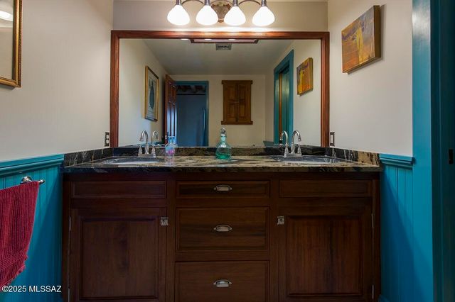 515 S Convent Avenue, Tucson, AZ 85701