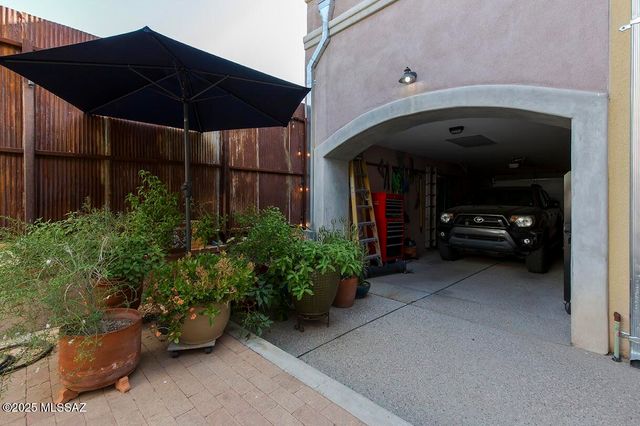 515 S Convent Avenue, Tucson, AZ 85701