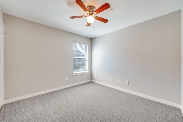 614 N 6th Street, Gunter, TX 75058