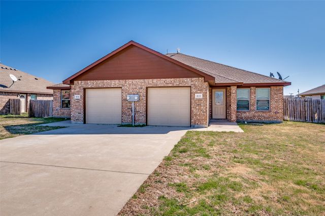 614 N 6th Street, Gunter, TX 75058