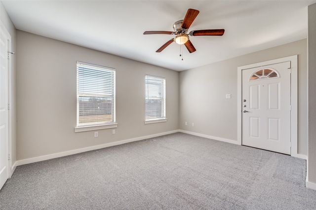 614 N 6th Street, Gunter, TX 75058