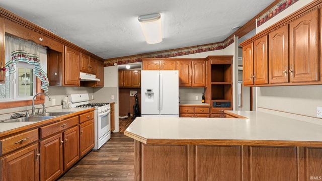 1632 E County Road 375 S, Paoli, IN 47454