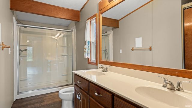 1632 E County Road 375 S, Paoli, IN 47454