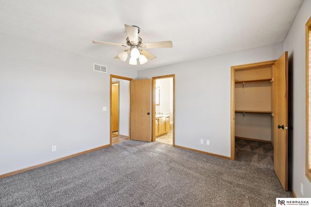 7433 S 18th Street, Lincoln, NE 68512